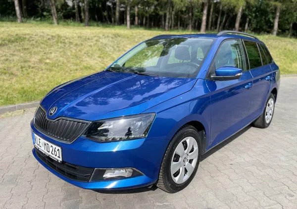 samochody osobowe Skoda Fabia cena 37900 przebieg: 160000, rok produkcji 2017 z Olszyna